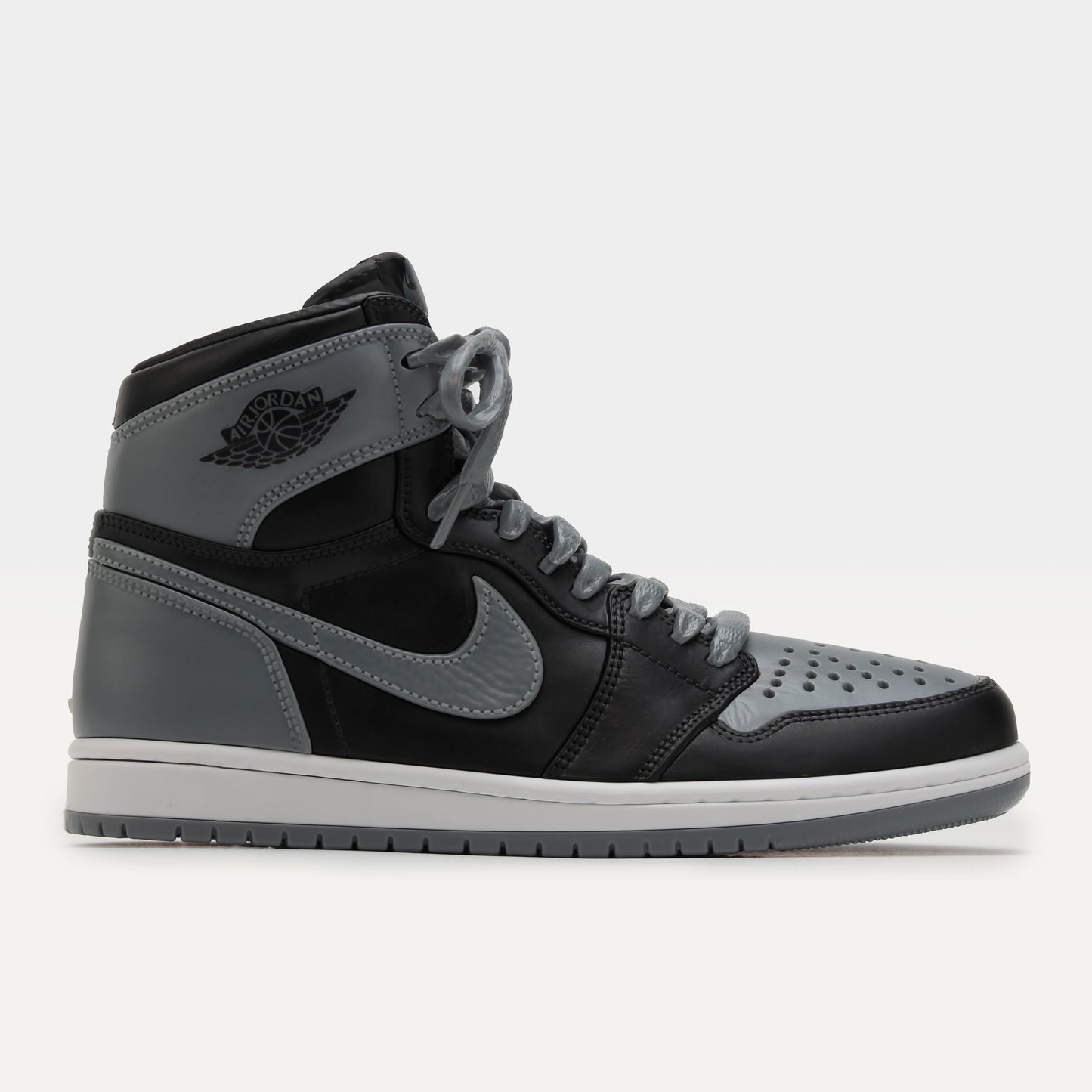 NIKE AIR JORDAN 1 HIGH 85 SHADOW × REVERSE SHADOW MODEL KIT
