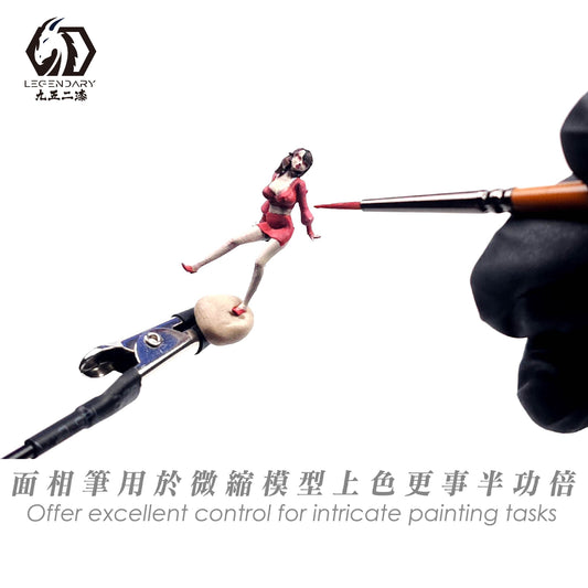 LEGENDARY SPOTTER BRUSH