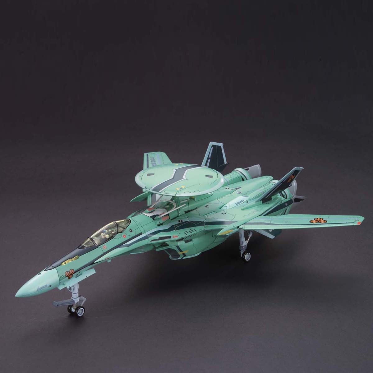 1/72 RVF-25 MESSIAH VALKYRIE LUCA CUSTOM WITH GHOST