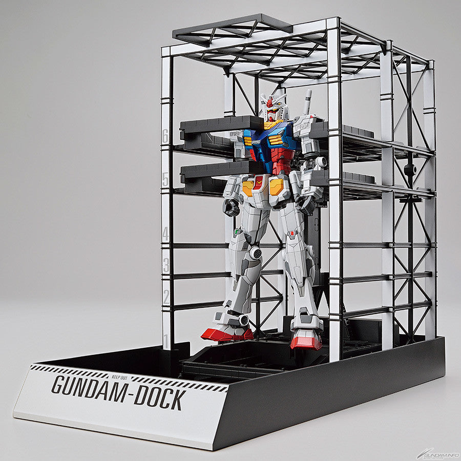1/144 RX-78F00 GUNDAM & G-DOCK