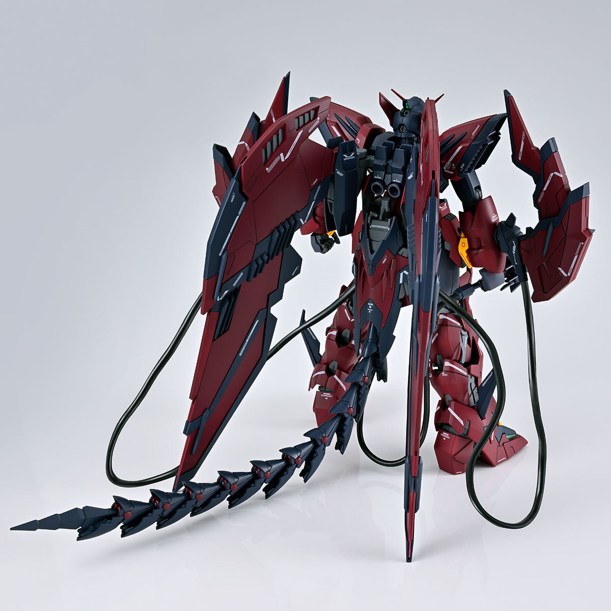 MG 1/100 GUNDAM EPYON EW (STURM UND DRANG UNIT)