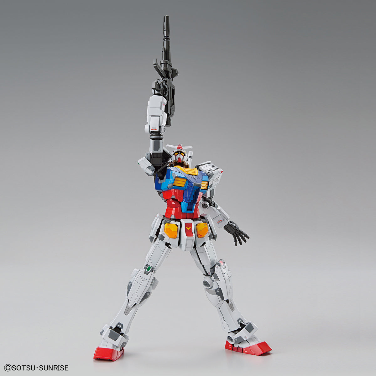 1/100 RX-78F00 Gundam