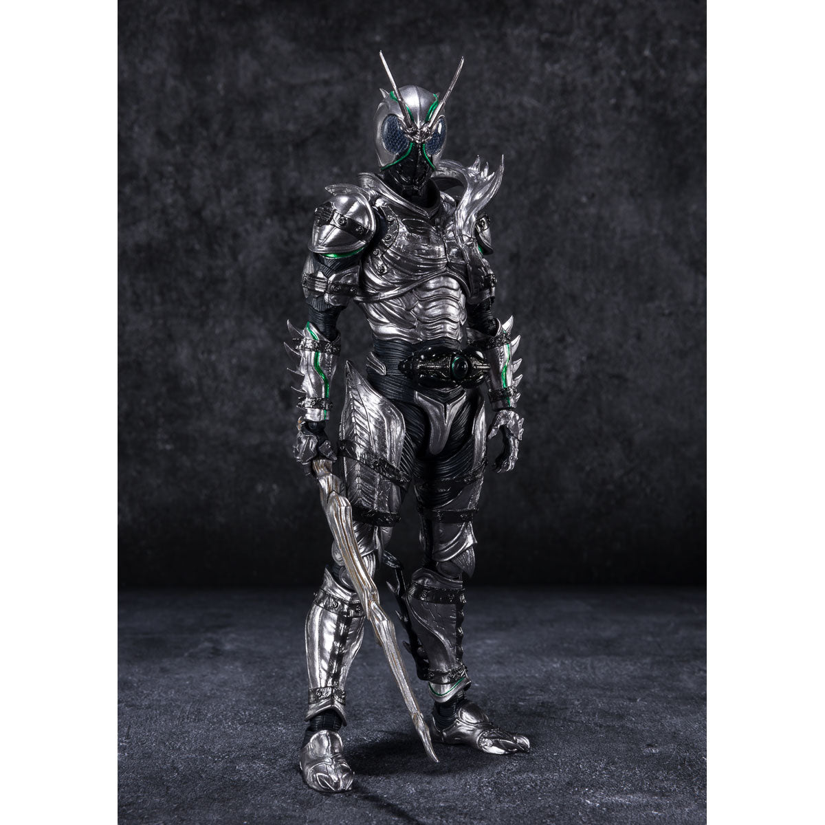 S.H.Figuarts KAMEN RIDER SHADOWMOON