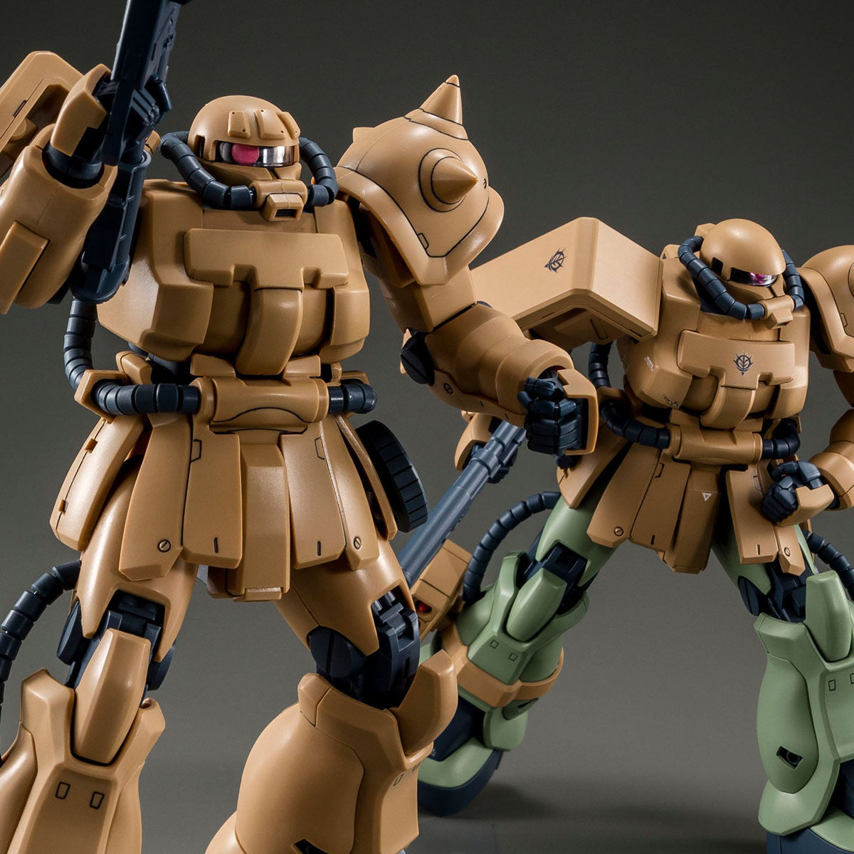 MG 1/100 MS-06F-2 ZAKU II (KIMBERLITE BASE TYPE)