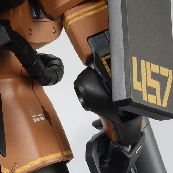 MG 1/100 MS-06R-2 GABBY HAZARD’S ZAKU II