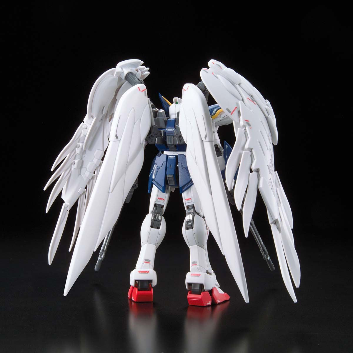 RG 1:144 XXXG-00W0 WING GUNDAM ZERO EW