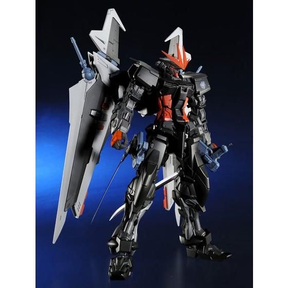 MG 1/100 GUNDAM ASTRAY NOIR