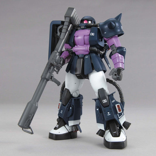 MG 1/100 MS-06R-1A Zaku II Ver. 2.0 (Black Tri-Star Custom)