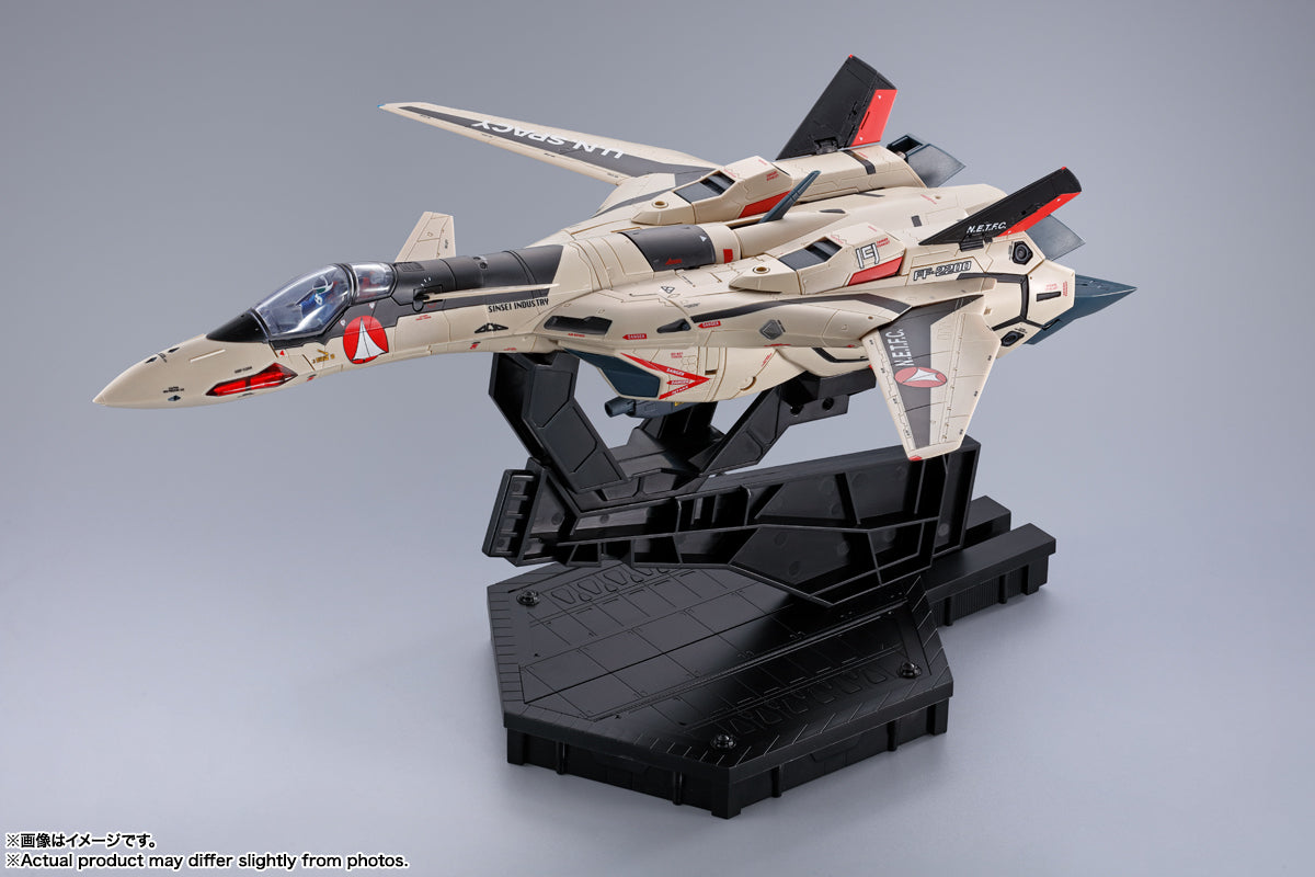 DX CHOGOKIN YF-19 EXCALIBUR(ISAMU ALVA DYSON USE)