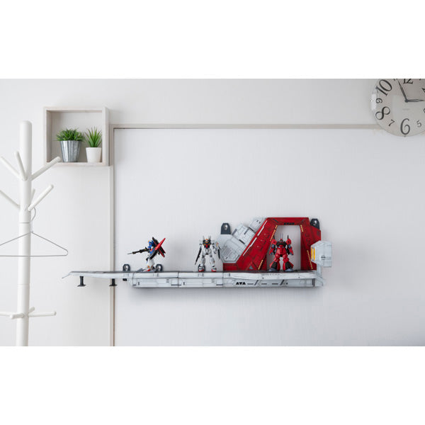 [R.M.S] Realistic Model Series： MOBILE SUIT Z GUNDAM 1/144 Nahel Argama Catapult Deck 40th Anniversary Edition
