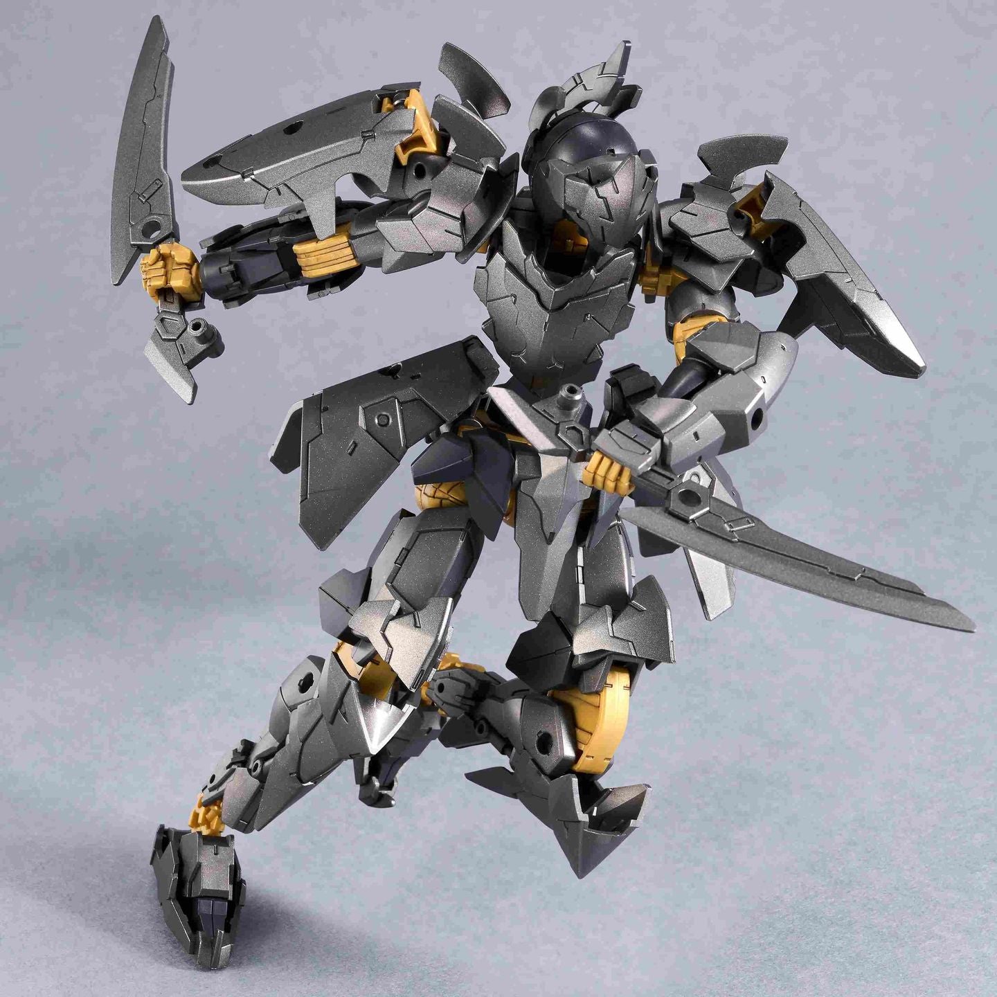 30MM 1/144 EXM-A9bk SPINATIO (BLACK KNIGHT TYPE)
